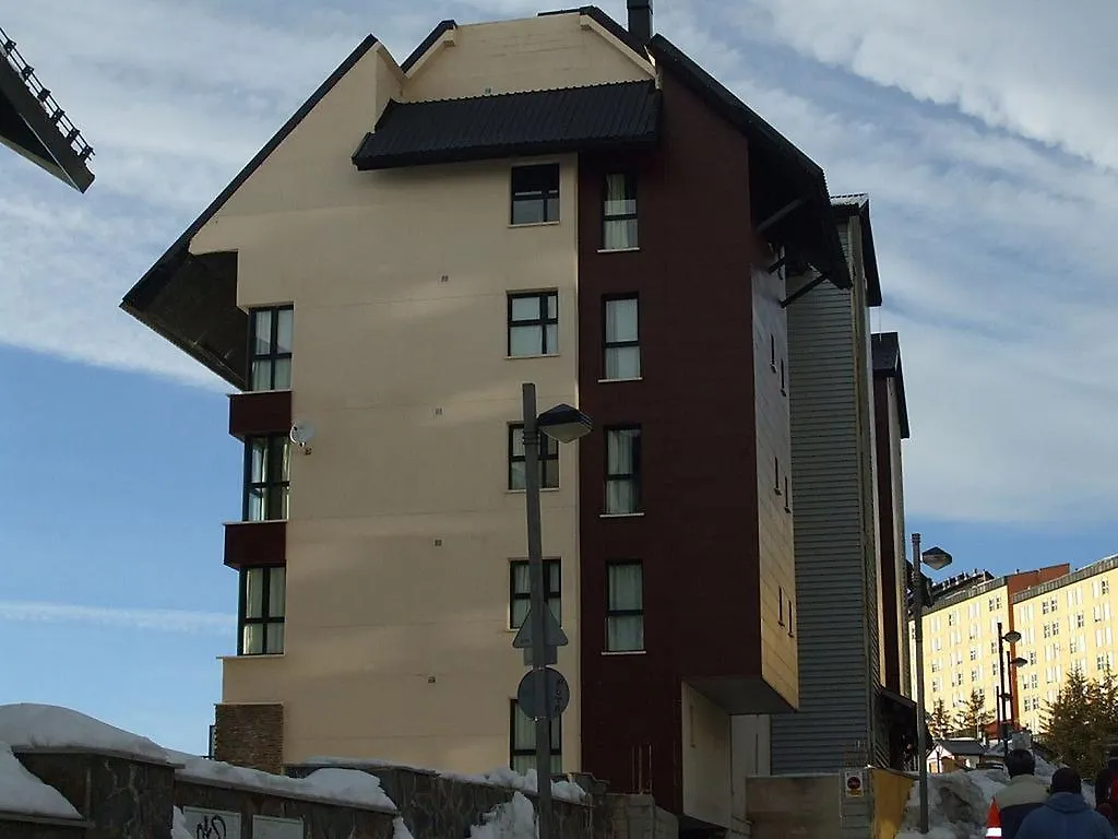 Apartamentos Monte Oiz Asn Sierra Nevada